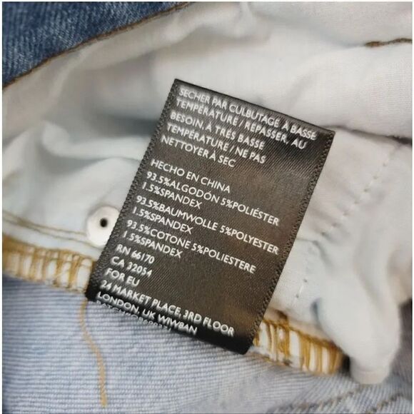 Urban Outfitters BDG High Rise Jean Girlfriend Doodle Denim Light Wash Size 27 - Picture 10 of 12